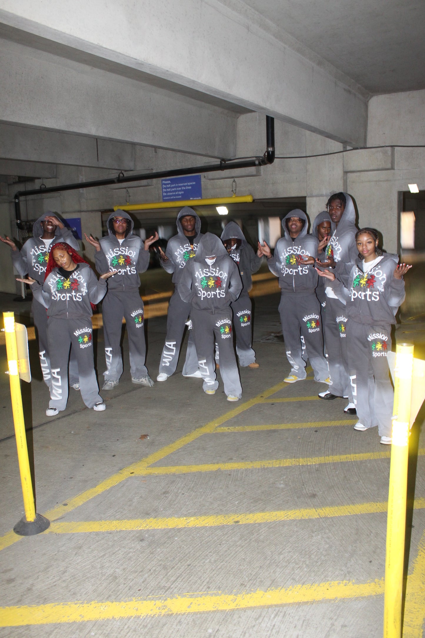 "MISSION SPORTS" SET